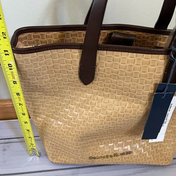 New Dooney & Bourke Lilliana natural brown woven leather strap handle tote purse - Picture 15 of 15